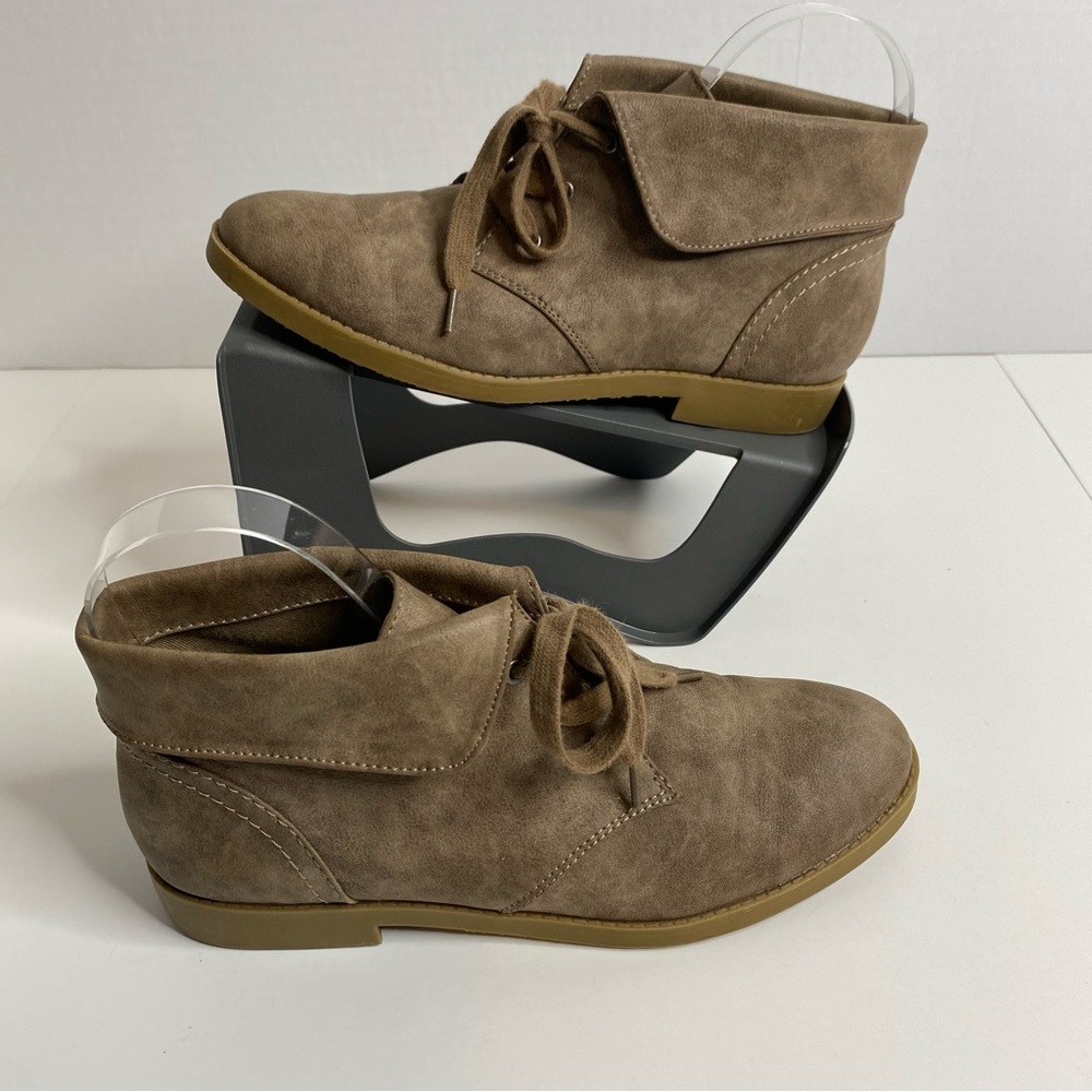 Women's Indigo‎ Rd Aimee Lace up Tan/Taupe Ankle Boots Size 7.5 - Picture 2 of 7